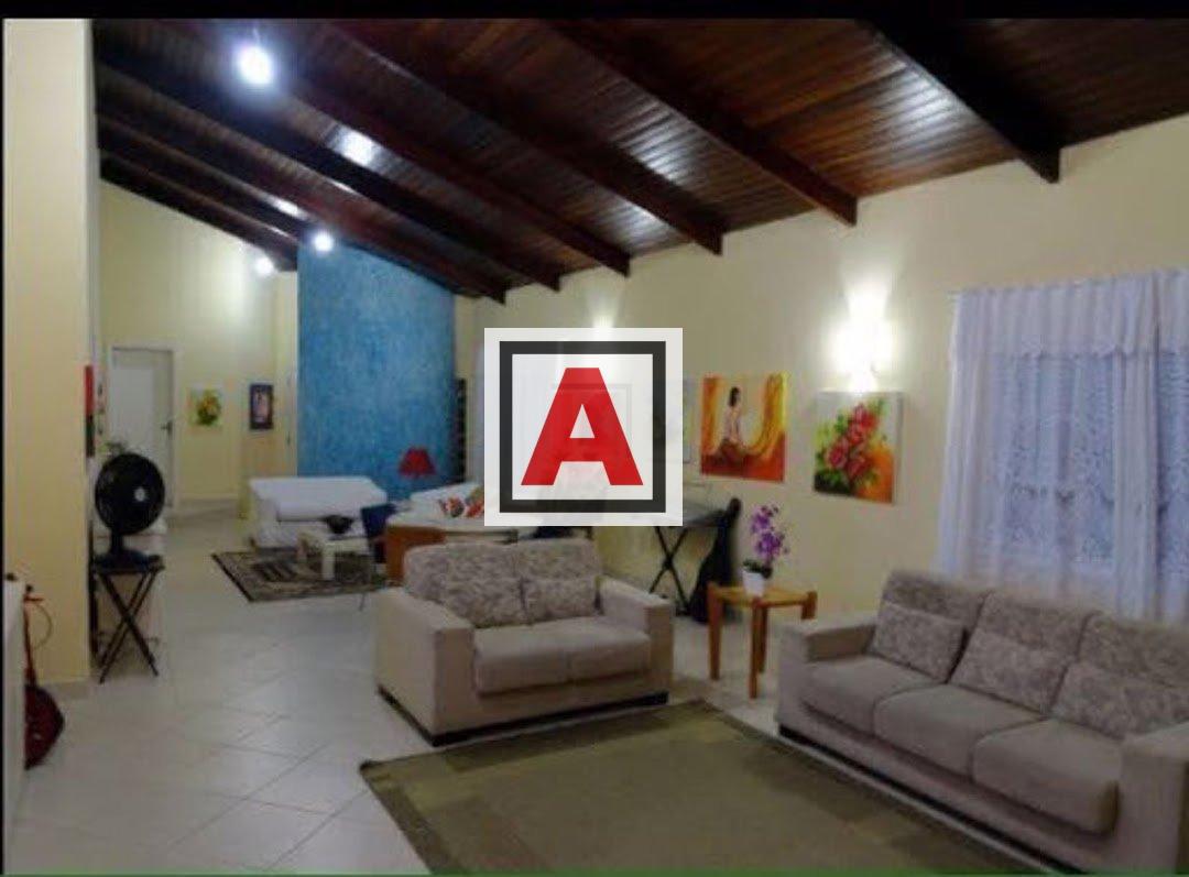 Casa, 3 quartos, 202 m² - Foto 4